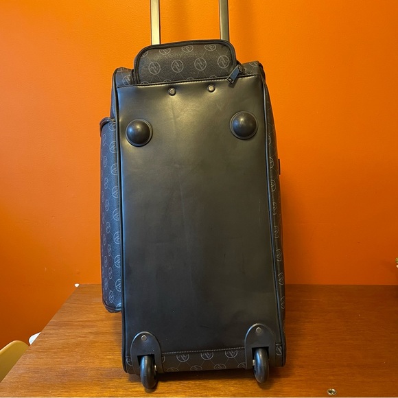 Adrienne Vittadini Duffel Roller Luggage, In Line Skate Wheels Luxury Travel Bag - Picture 10 of 10